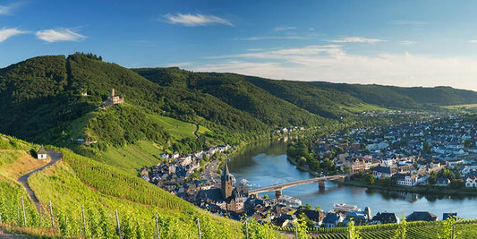 Discovering the Fairy-Tale Ambiance: Exploring the Enchanting Moselle Valley in Germany